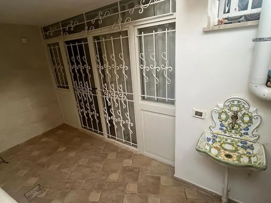 Full Semi-Garden Apartment In Villa At Mondello Palermo