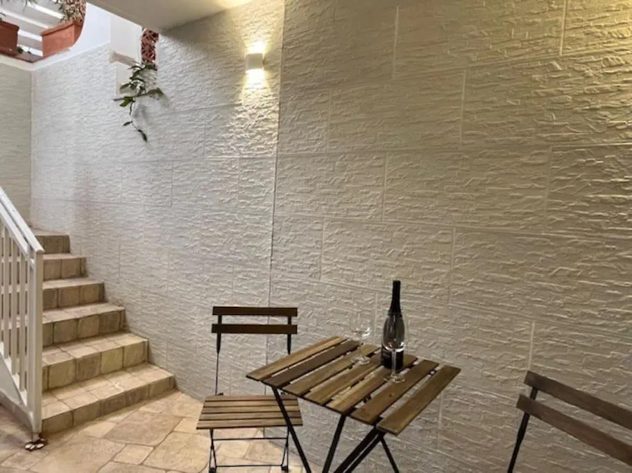 Full Semi-Garden Apartment In Villa At Mondello Palermo Italy