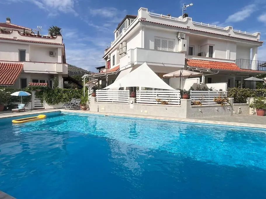 Full Semi-Garden Apartment In Villa At Mondello Palermo 0*,  Italy