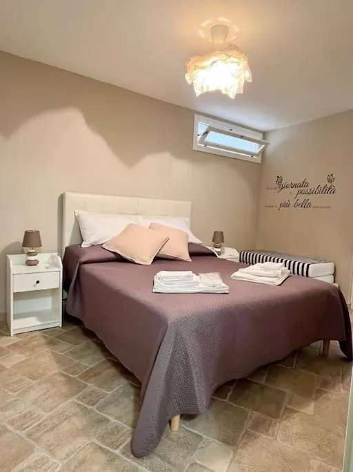 Full Semi-Garden Apartment In Villa At Mondello パレルモ