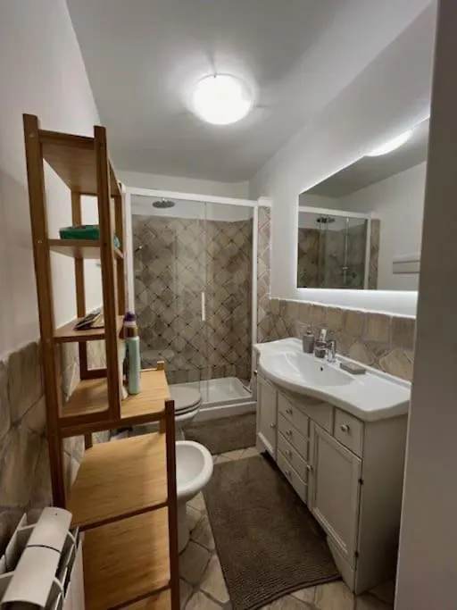 Full Semi-Garden Apartment In Villa At Mondello パレルモ